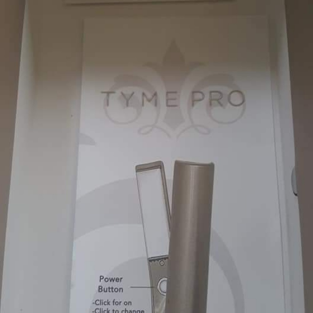 Brand new professional styler